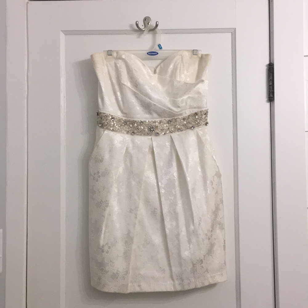 B. Darlin size 11/12 white strapless dress